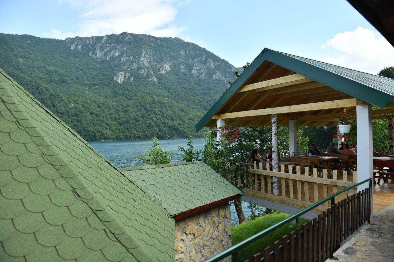 B&B Konak Pluzine Exterior foto