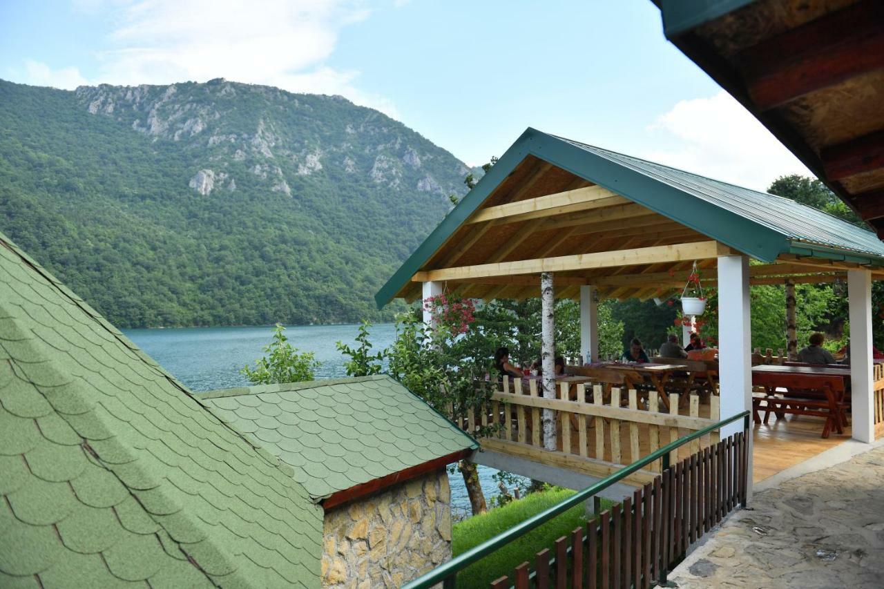 B&B Konak Pluzine Exterior foto